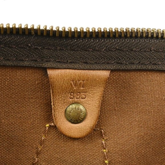 LOUIS VUITTON Speedy 30 Monogram Canvas Handbag with Gold Hardware - Picture 14 of 16